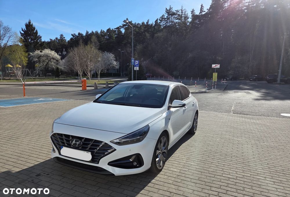 Hyundai i30 1.5 T-GDI 48V Premium DCT - 1