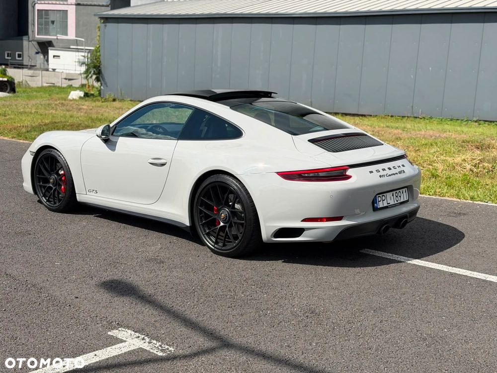 Porsche 911 Carrera GTS PDK - 4