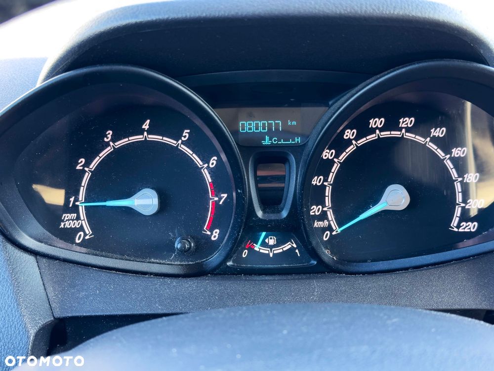 Ford COURIER VAT 23% - 11