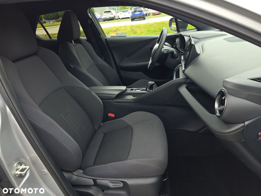 Toyota C-HR 2.0 Hybrid Dynamic Force Style - 17
