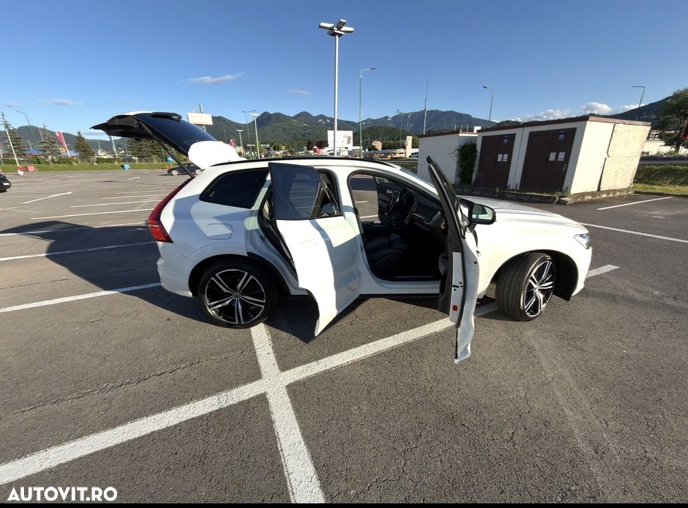 Volvo XC 60 B4 MHEV R-Design - 31