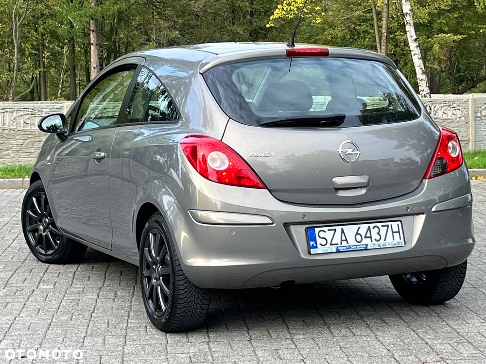 Opel Corsa 1.4 16V Active - 10
