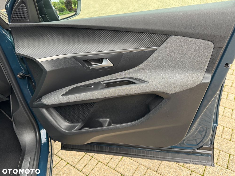 Peugeot 3008 1.5 BlueHDi Allure S&S EAT8 - 19