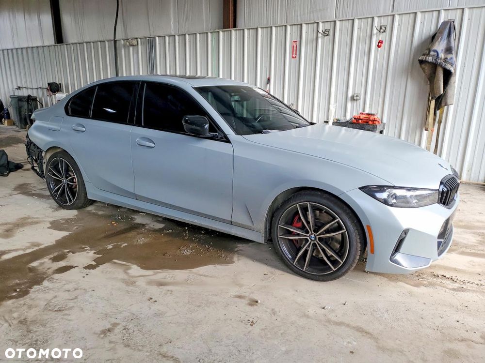 BMW Seria 3 330i xDrive M Sport - 2