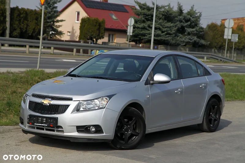 Chevrolet Cruze 1.8 LS