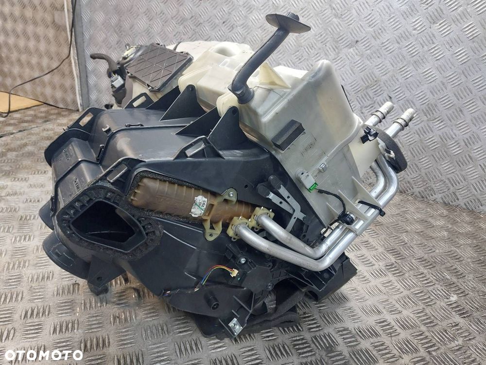 OBUDOWA NAGRZEWNICY VOLVO XC90 I 2.4 D5 30676511 - 10