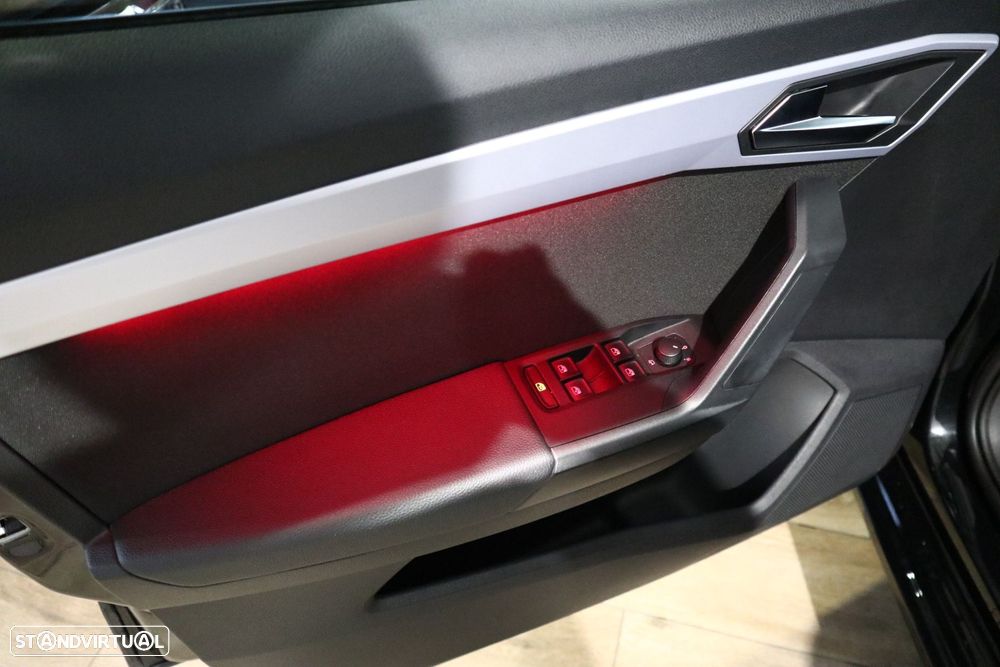SEAT Ibiza 1.0 TSI FR - 37