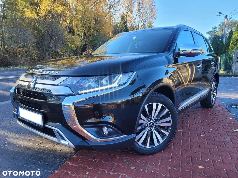 Mitsubishi Outlander 2.0 Intense + Navi 4WD CVT - 16