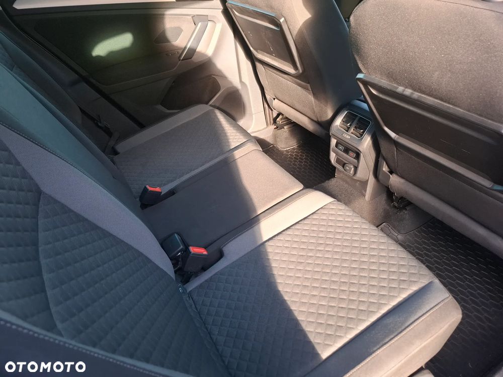 Volkswagen Tiguan - 15