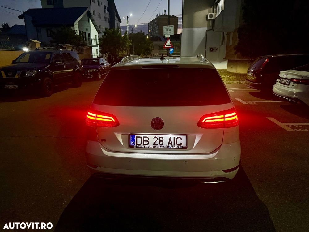 Volkswagen Golf 2.0 TDI (BlueMotion Technology) DSG Highline - 33
