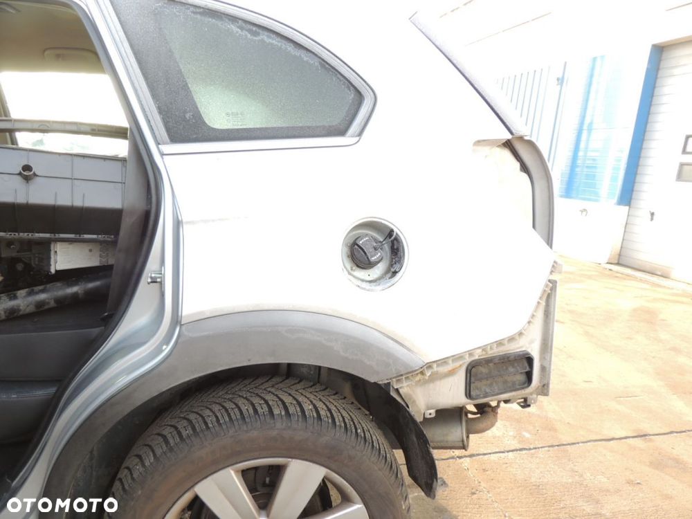 Ćwiartka nadwozia lewy tył Chevrolet Captiva 2,0 V-CDI - 1
