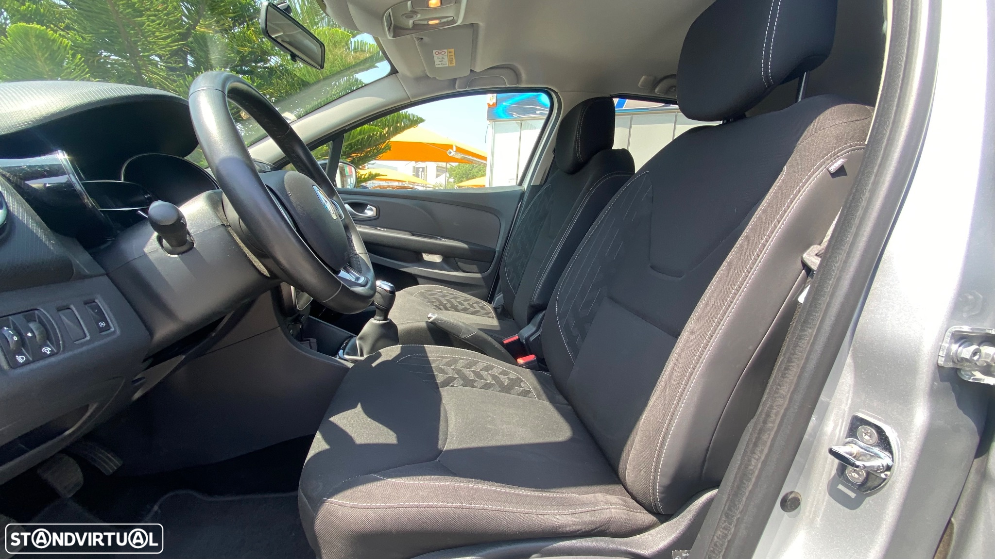 Renault Clio Sport Tourer 0.9 TCe Limited - 18