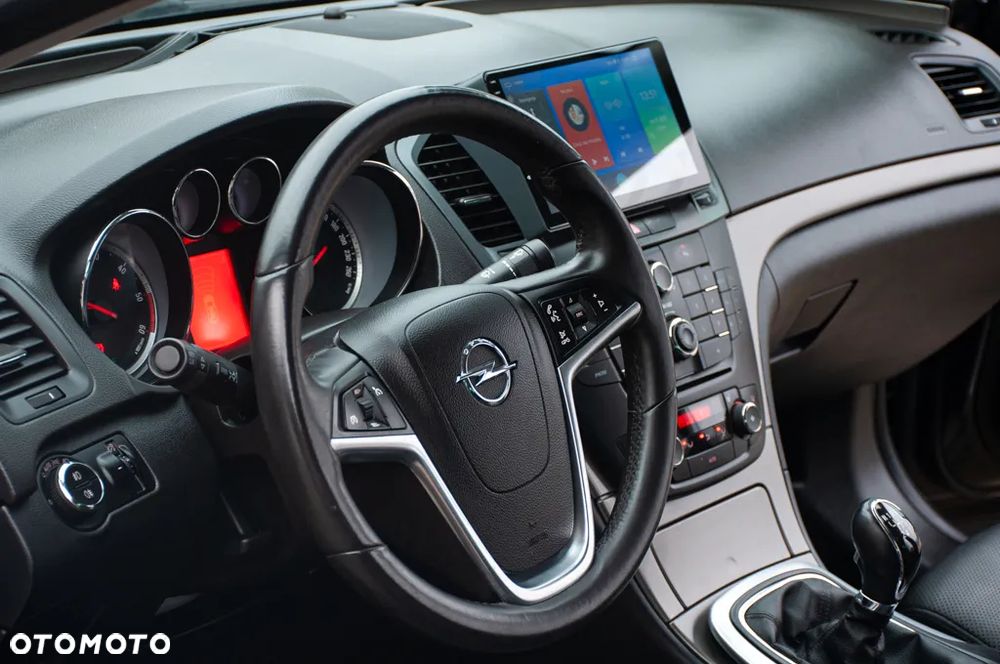 Opel Insignia - 33