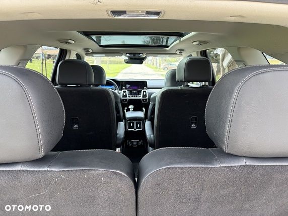 Kia Sorento - 12