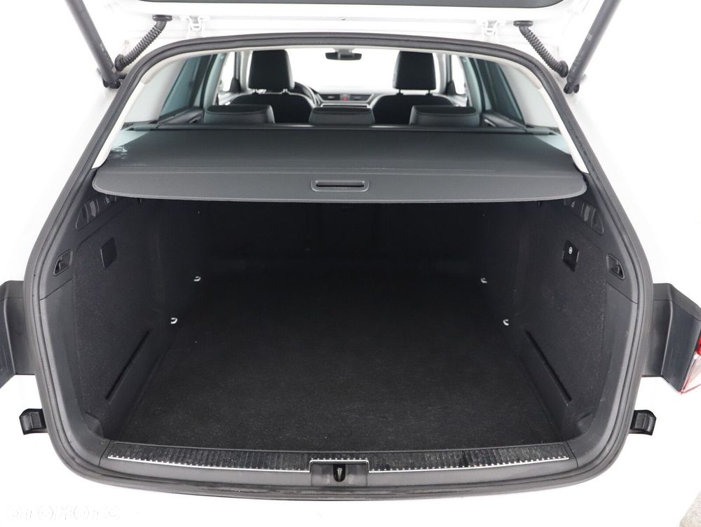 Skoda Superb 2.0 TDI SCR 4x4 L&K DSG - 26