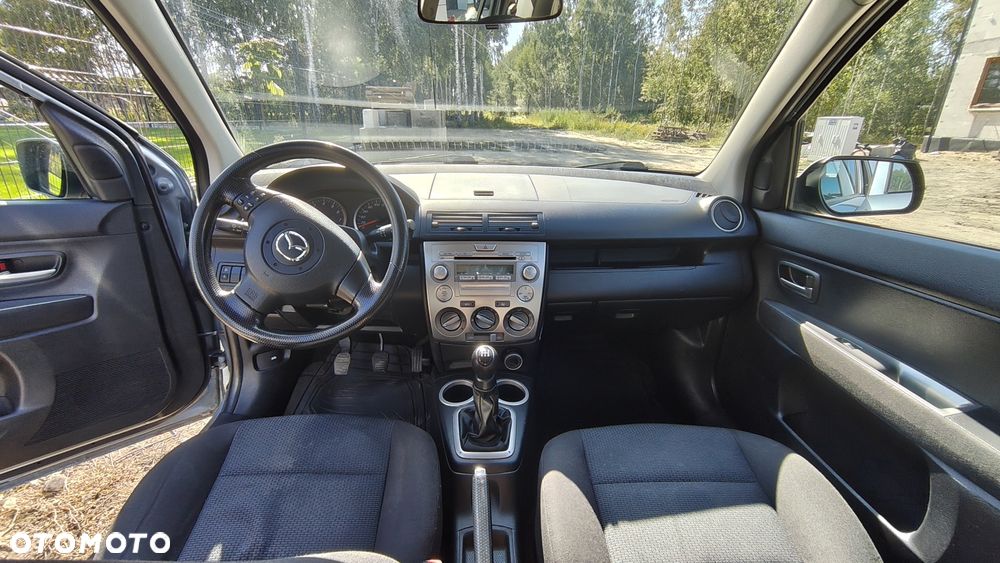 Mazda 2 - 3