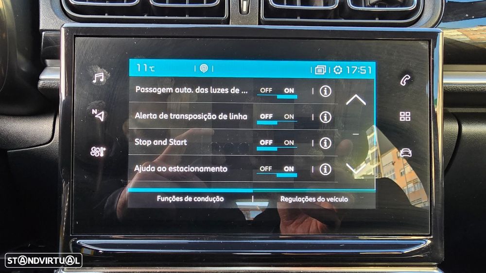 Citroën C3 1.2 PureTech Shine - 26