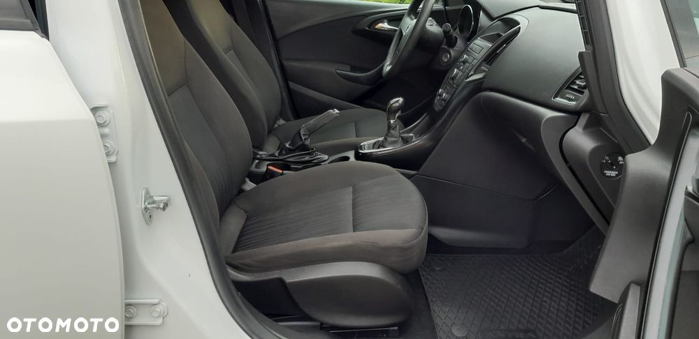 Opel Astra - 24