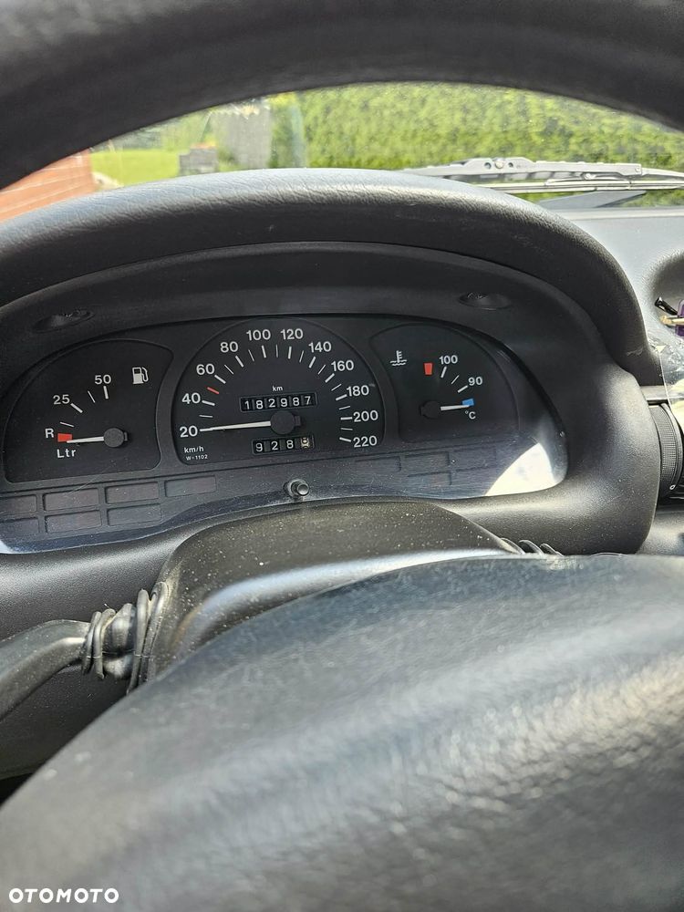 Opel Astra 1.4 GL (air) - 4