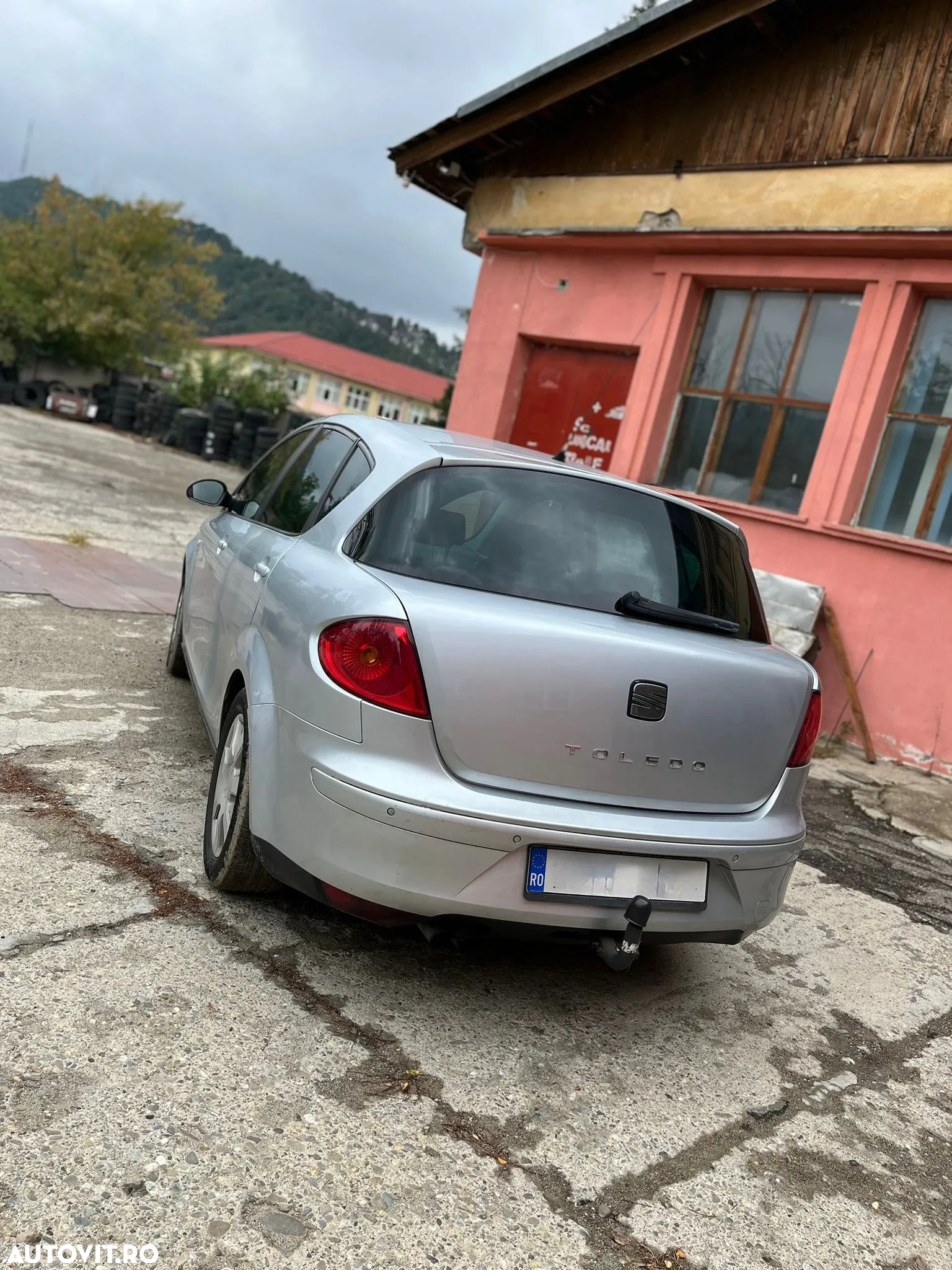 Seat Toledo 2.0TDI Stylance DSG - 2