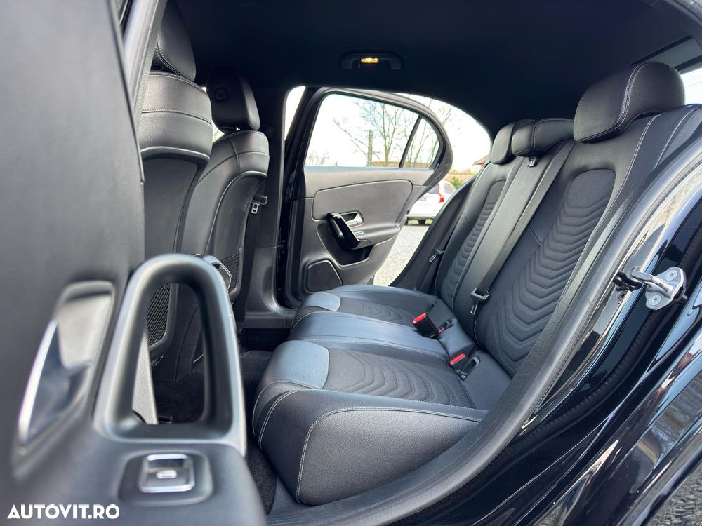 Mercedes-Benz A 180 d 7G-DCT AMG Line - 32