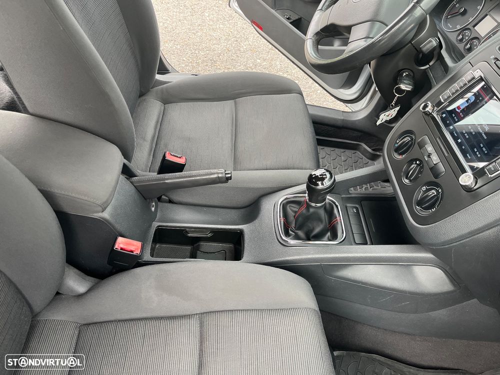 VW Golf 1.9 TDi Confortline - 34