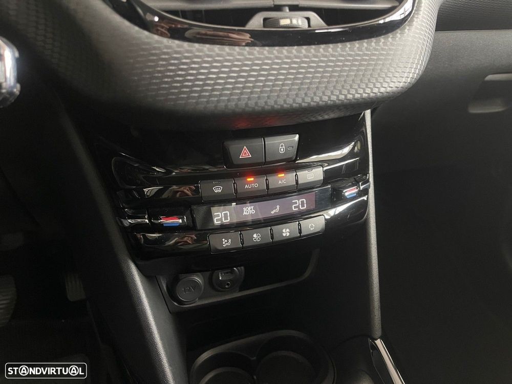 Peugeot 2008 1.6 e-HDi Active - 5