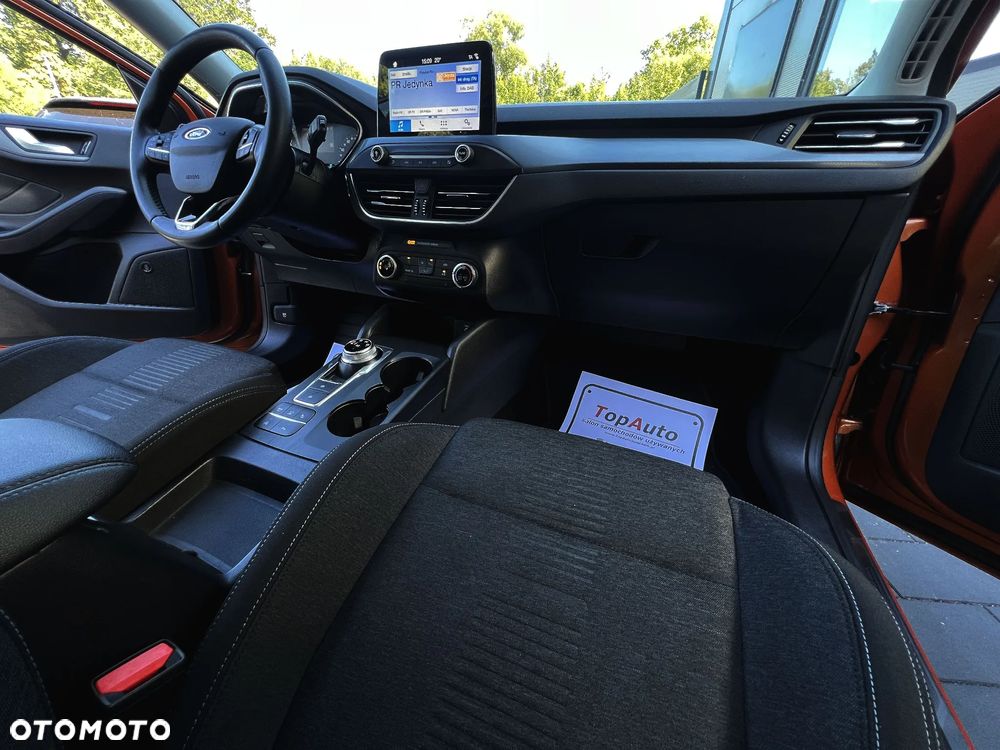 Ford Focus SW 1.5 EcoBoost S&S ACTIVE - 16