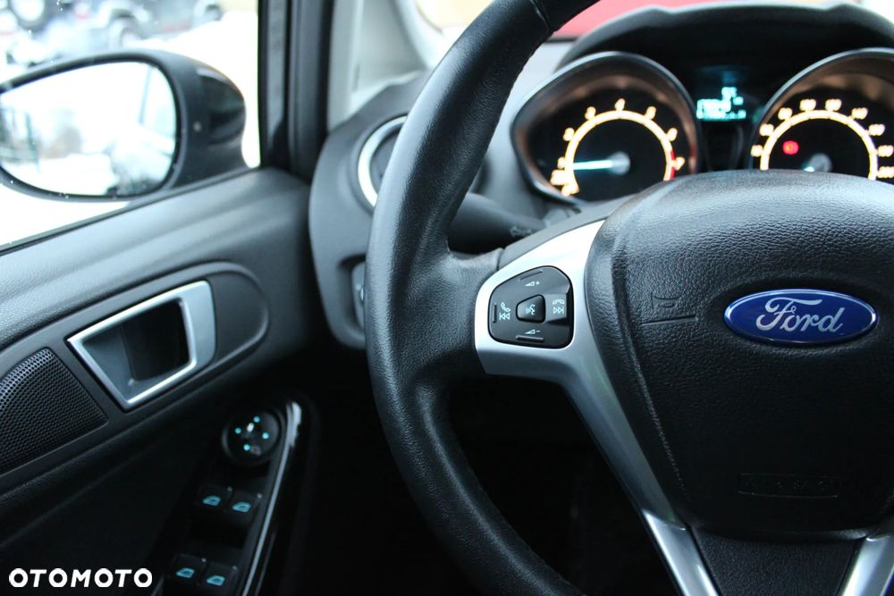 Ford Fiesta 1.0 EcoBoost Titanium - 16