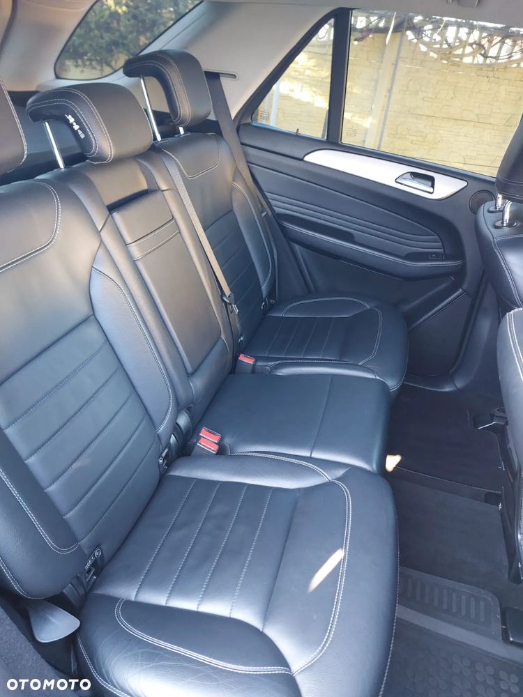 Mercedes-Benz ML - 16