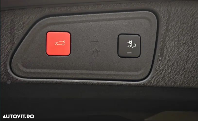 Peugeot 3008 1.2 PureTech Turbo S&S EAT8 Allure - 21