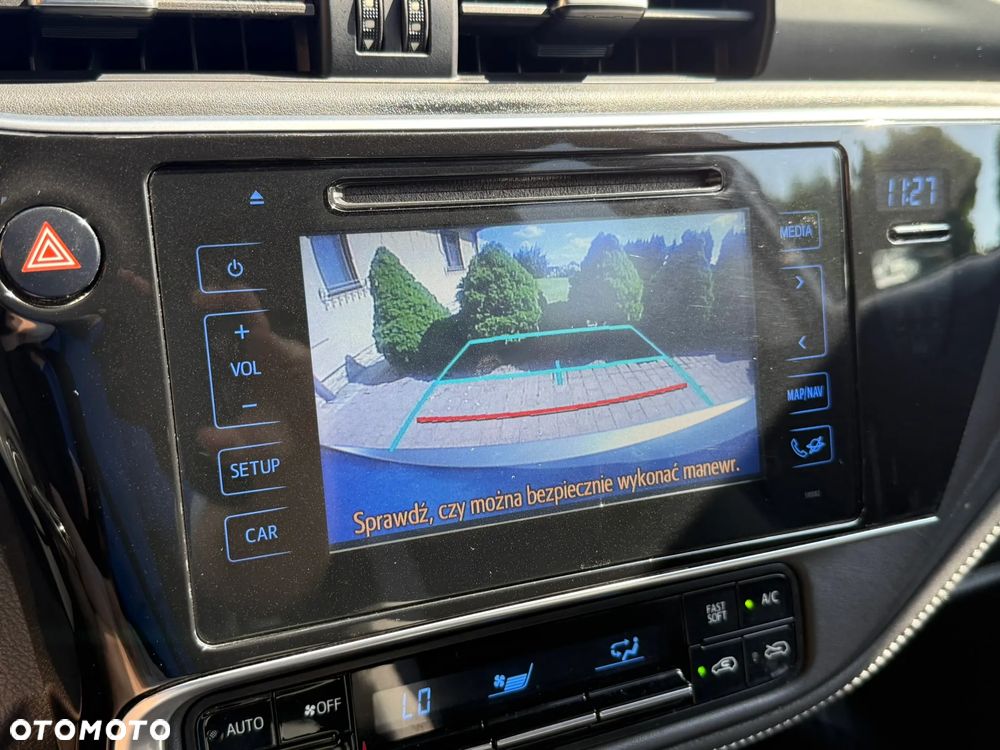 Toyota Auris - 18
