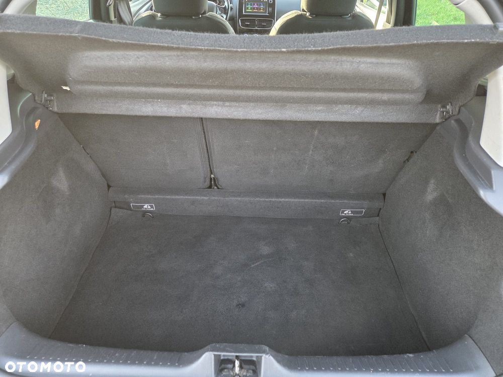 Renault Clio dCi 90 Limited - 8