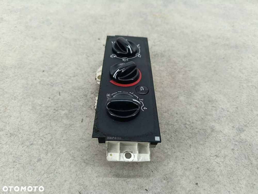 PANEL NAWIEWU RENAULT MASTER II FL 92537  BEHR - 6