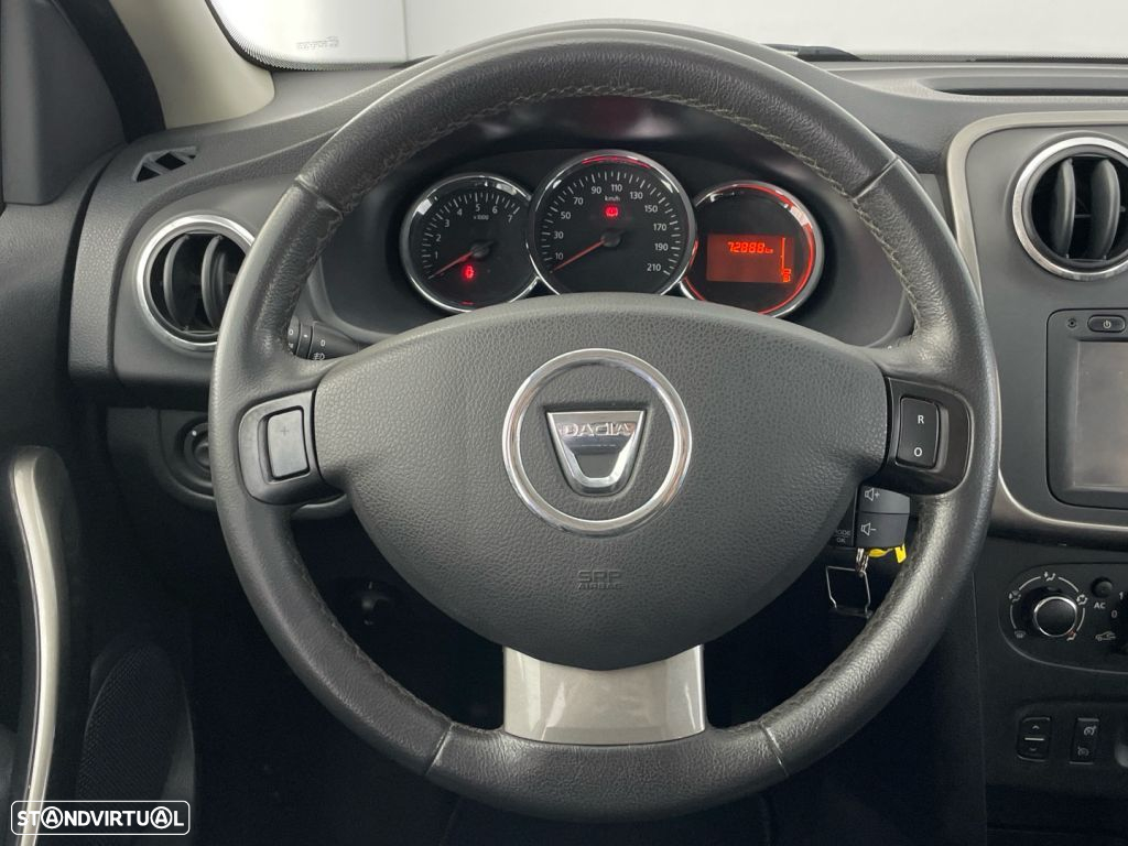 Dacia Sandero 1.5 dCi Stepway - 14