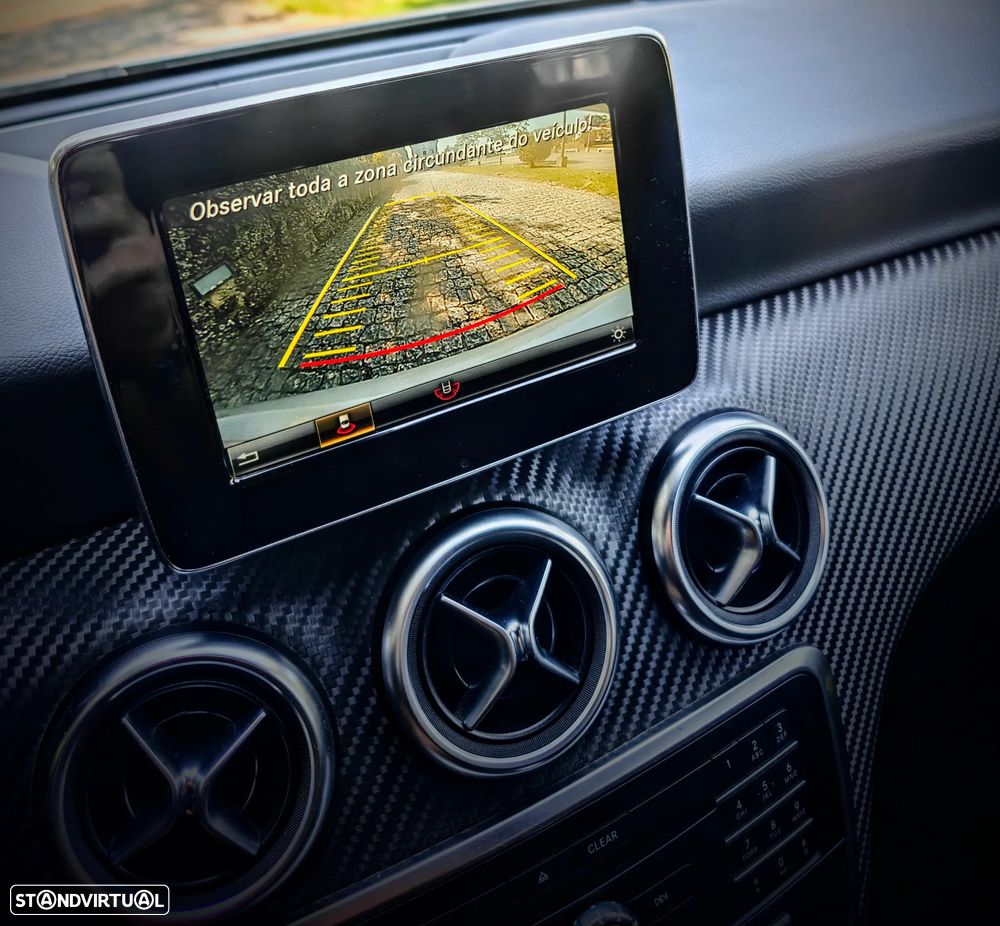 Mercedes-Benz A 200 7G-DCT AMG Line - 5