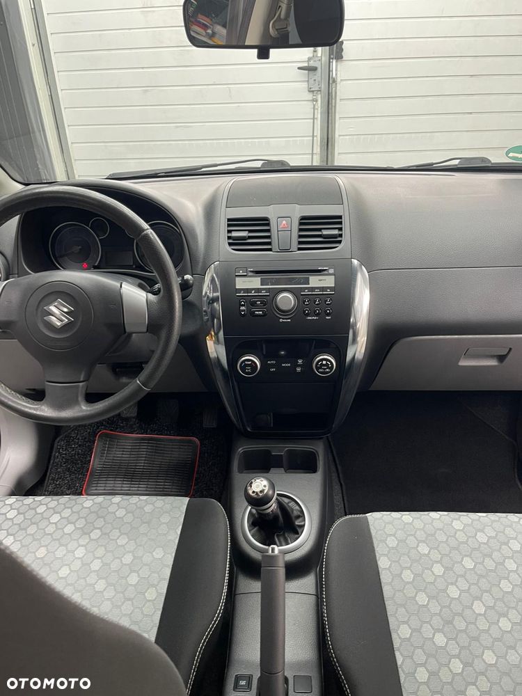 Suzuki SX4 1.6 VVT 4x2 Club - 38
