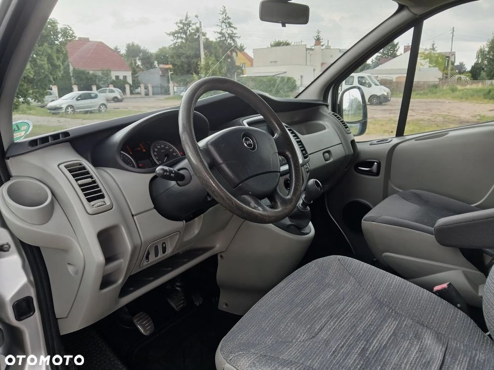 Opel vivaro - 6