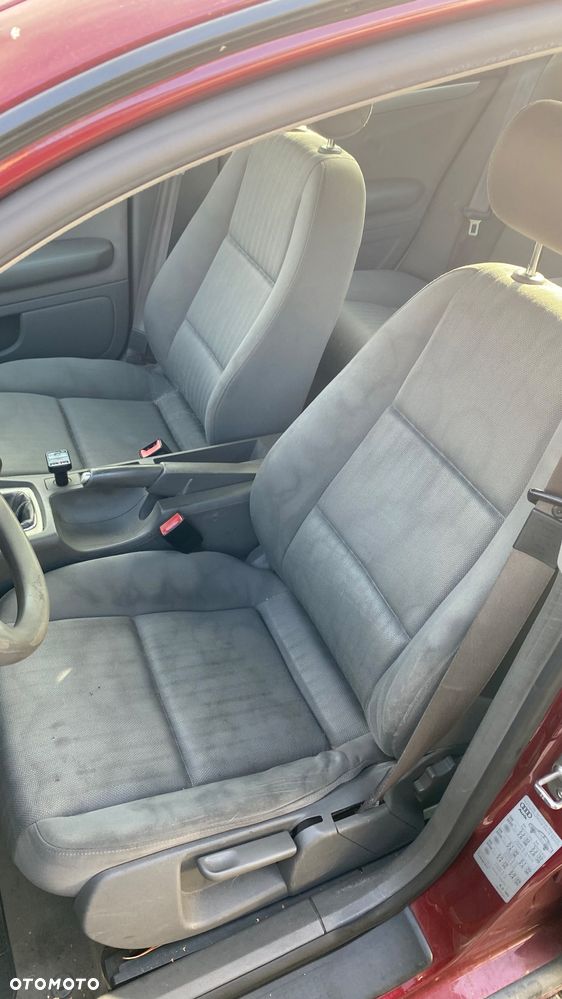 Audi A4 Limousine - 6