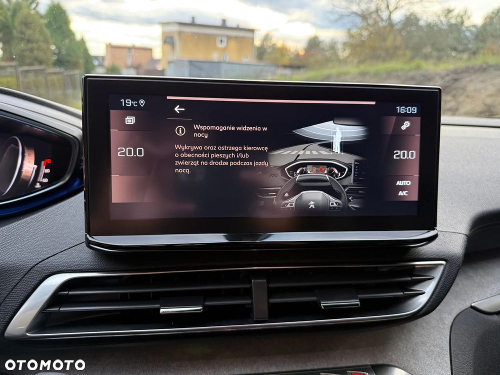 Peugeot 5008 1.5 BlueHDi GT S&S - 32