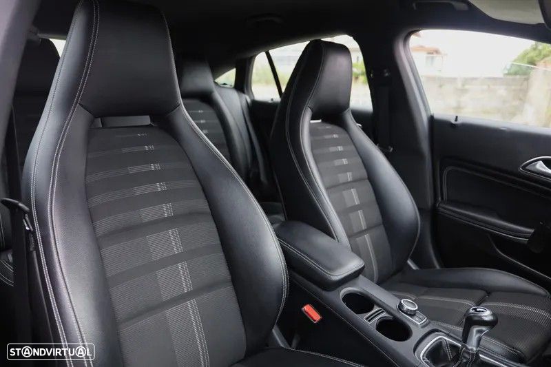 Mercedes-Benz CLA 180 d Shooting Brake Urban - 14