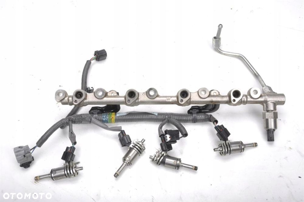LEXUS IS III 300H 2.5 LISTWA WTRYSKOWA WTRYSKI - 2