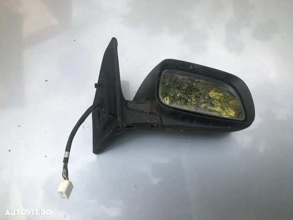 Oglinda dreapta Toyota Avensis albastru 2004
