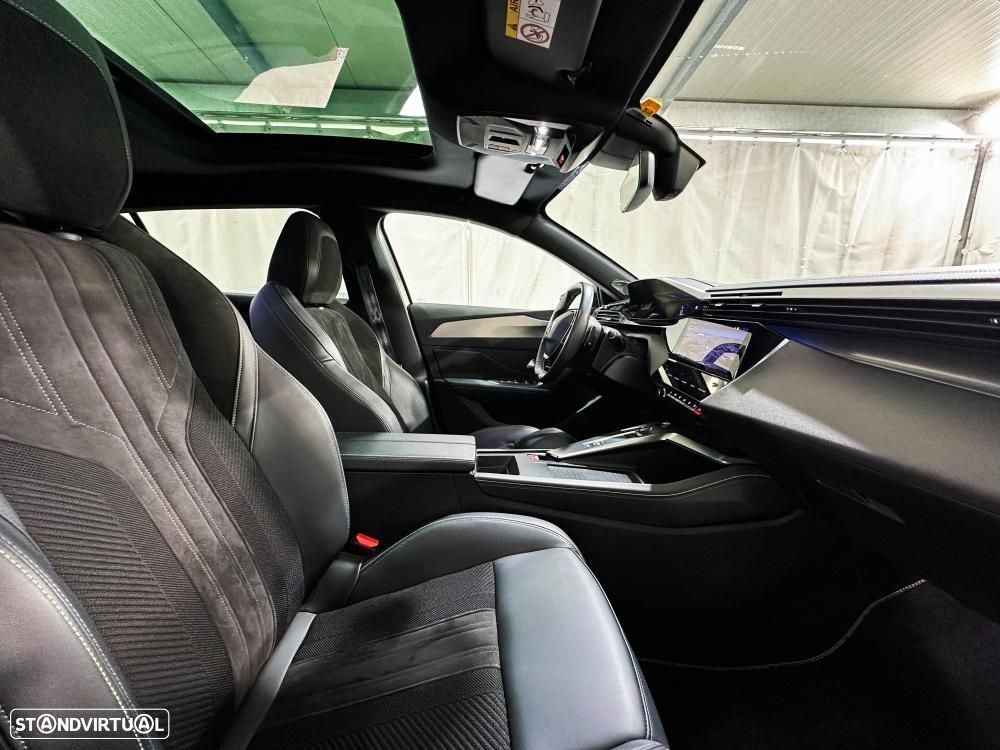 Peugeot 408 1.6 Hybrid GT e-EAT8 - 31