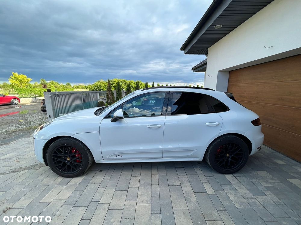 Porsche Macan GTS - 2