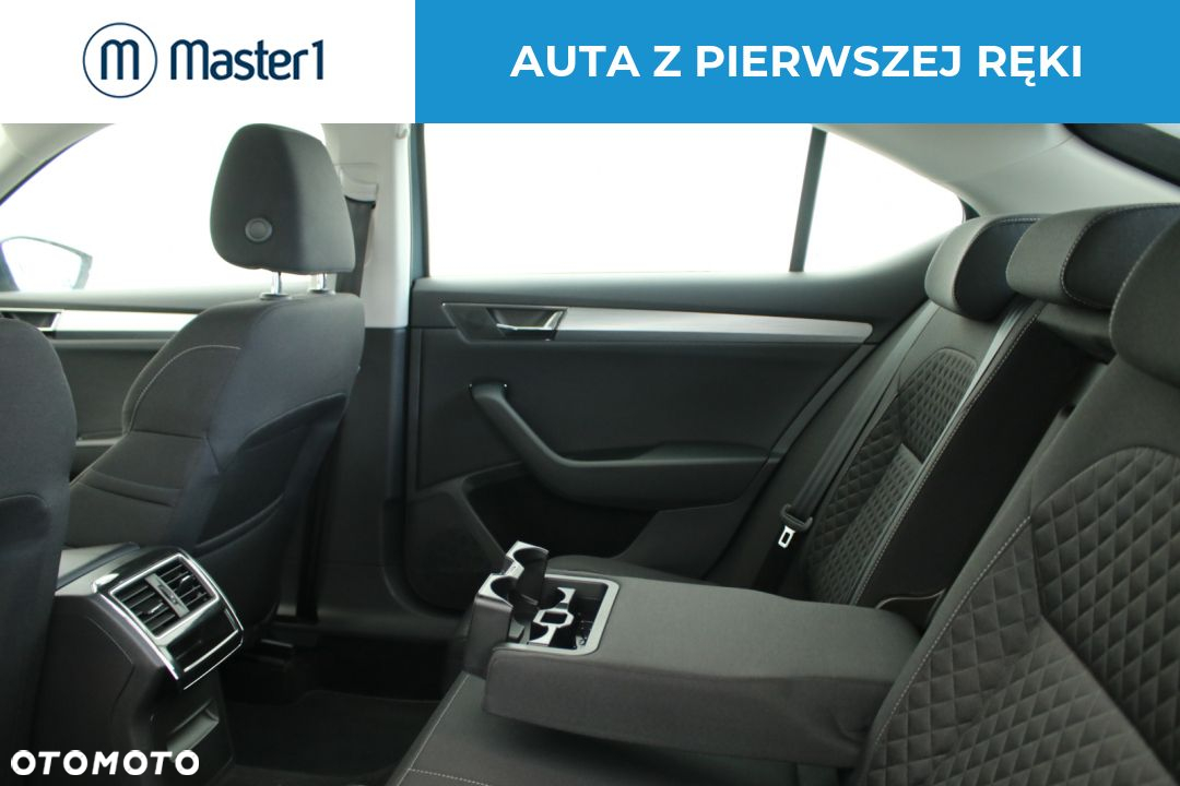 Skoda Superb 2.0 TDI SCR Ambition DSG - 8