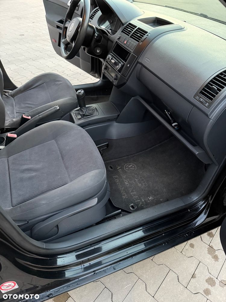 Volkswagen Polo 1.9 TDI Comfortline - 28