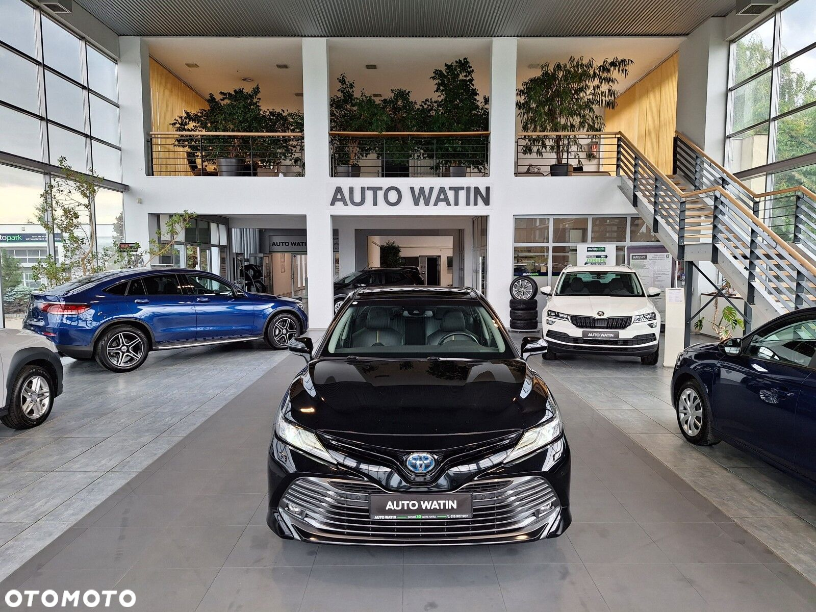 Toyota Camry 2.5 Hybrid Executive CVT - 7