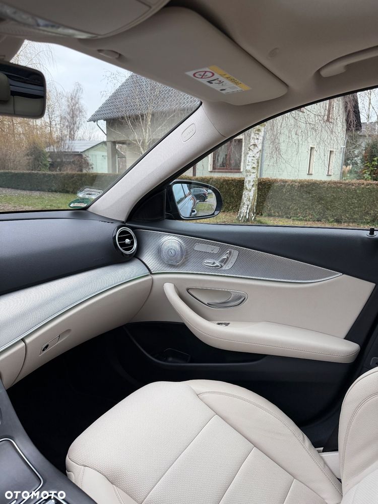 Mercedes-Benz Klasa E 220 d 9G-TRONIC Avantgarde - 23