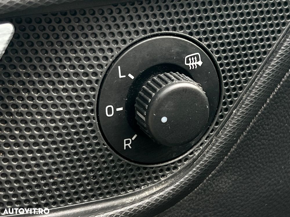 Skoda RAPID 1.6 TDI Ambition - 18